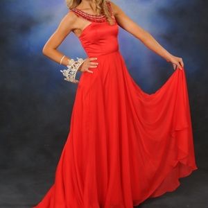 Red Sherri Hill Gown